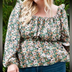 Square neckline, long sleeve, floral baby doll blouse in Hunter green. New 3X